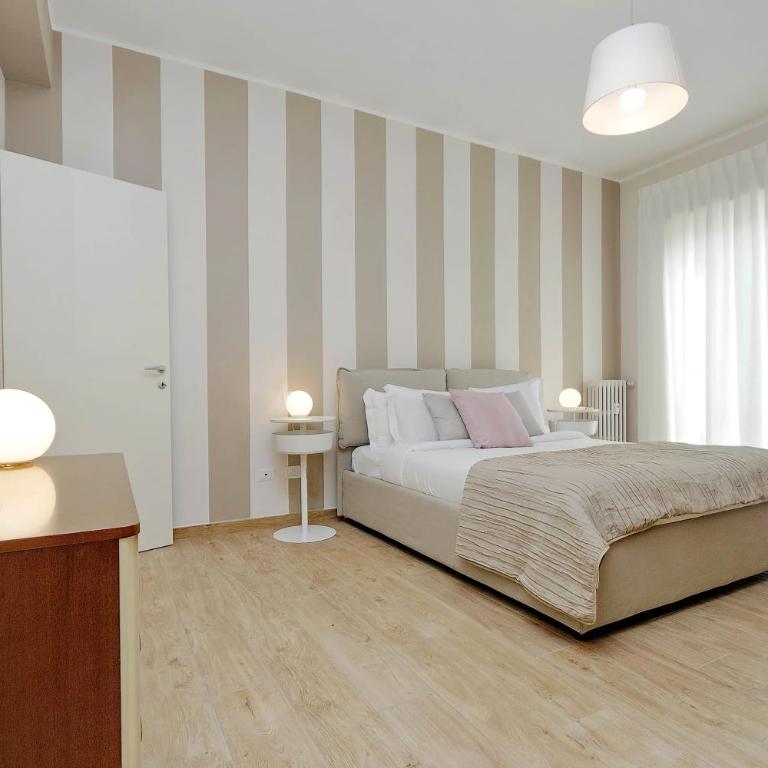 Elegant 3-Bed Apartment 10' Termini Wi-Fi AC - Appartamento con 3 Camere da Letto - 4