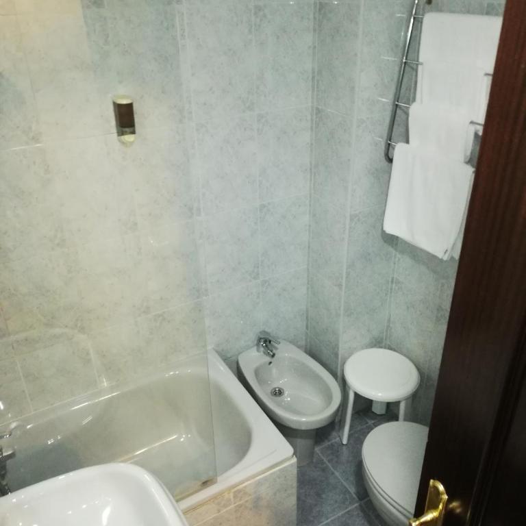 Alojamientos ALBOR I - Habitación Doble Económica - 4