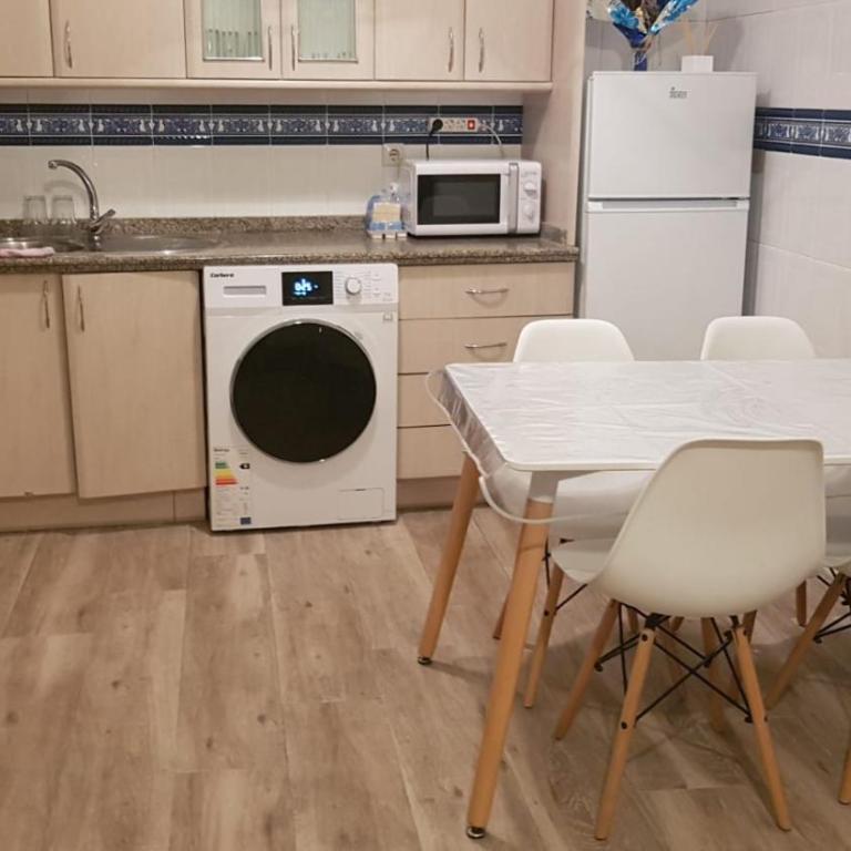 Ideal Apartamento Tipo Loft en Triana Sevilla Wifi - Apartamento de 1 dormitorio - 9