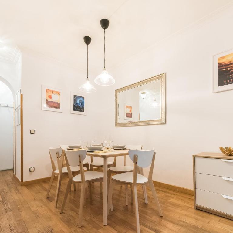 Apartamento en Malasaña - Two-Bedroom Apartment - 3