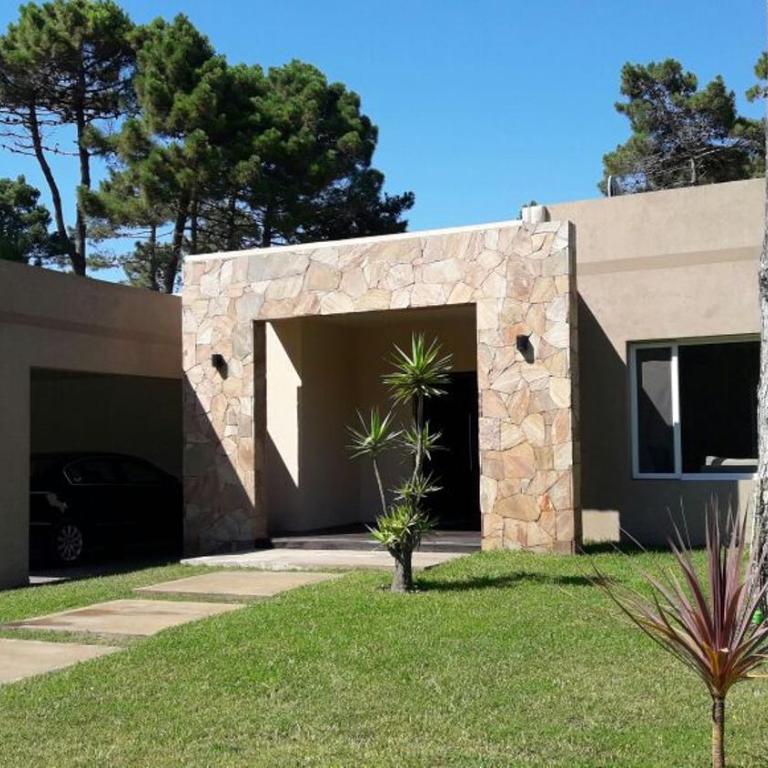 Excelente casa Pinamar Norte con piscina 6 personas - Three-Bedroom Townhouse - 5