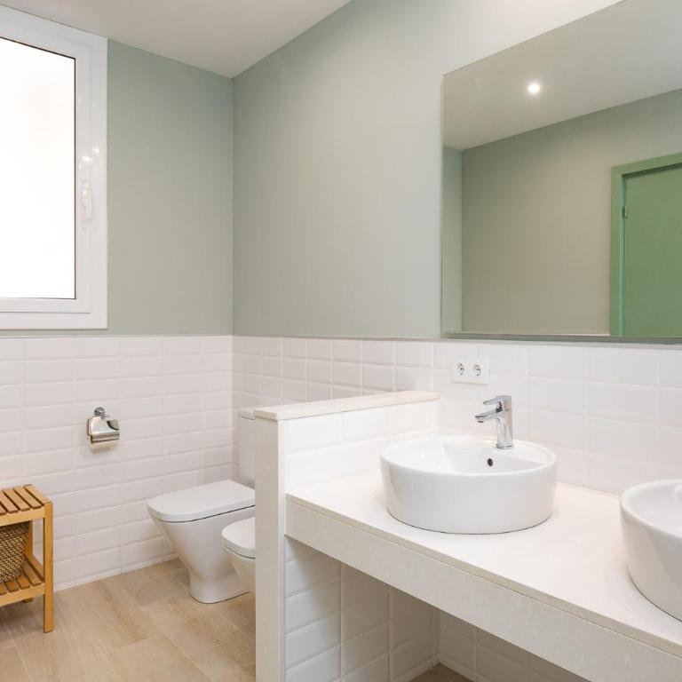 Modernist Family Apartment by PriorityVillas - Three-Bedroom Apartment - 18