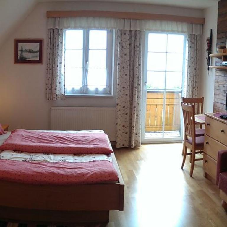 Biobauernhof Höllerbauer - Doppel-/Zweibettzimmer mit Balkon - 8