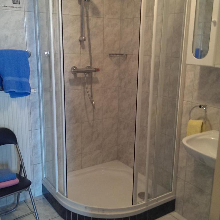 Biobauernhof Höllerbauer - Doppel-/Zweibettzimmer mit Balkon - 6