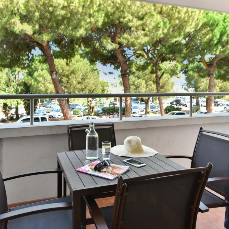 Résidence Pierre & Vacances Premium Port Prestige - Studio avec coin nuit en alcôve, climatisation et grande terrasse (4 personnes) - 2