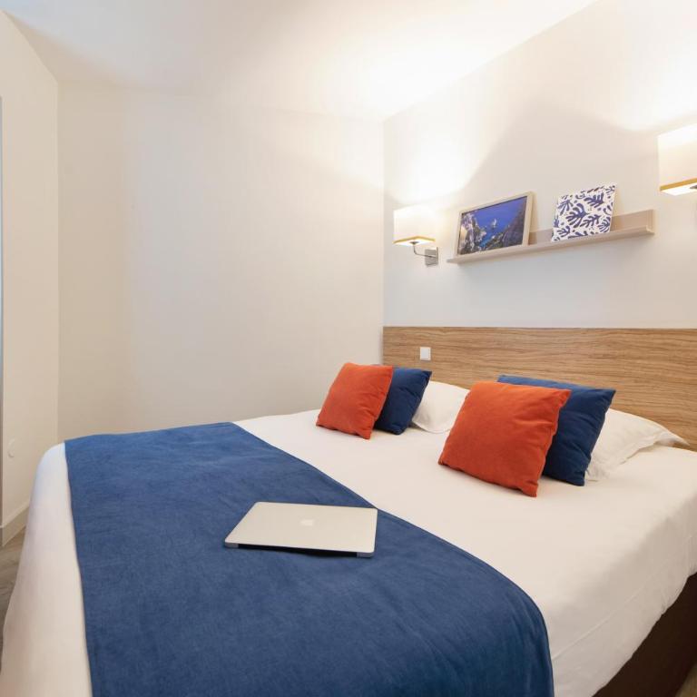 Résidence Pierre & Vacances Premium Port Prestige - Appartement 1 Chambre avec Baignoire Spa, Climatisation et Terrasse (4 Personnes) - Vue sur Port - 5