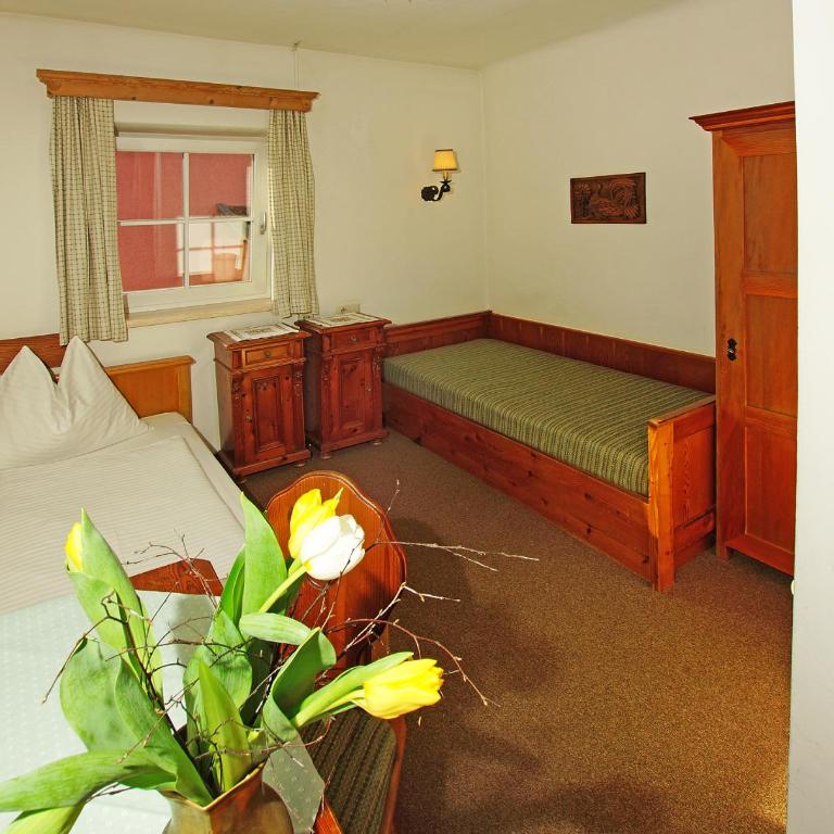 Gasthof Zacherlbräu - Vierbettzimmer mit Bergblick - 3