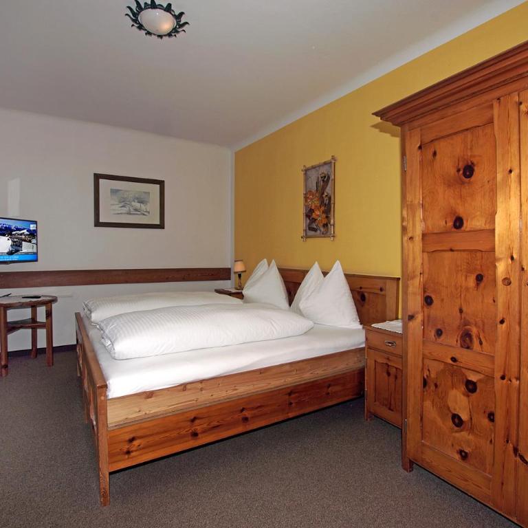 Gasthof Zacherlbräu - Doppelzimmer mit Bergblick - 4