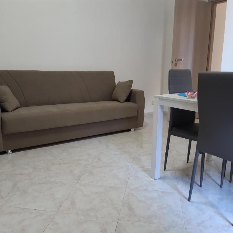 Stabia Vacanze - Appartamento con 1 Camera da Letto - 2