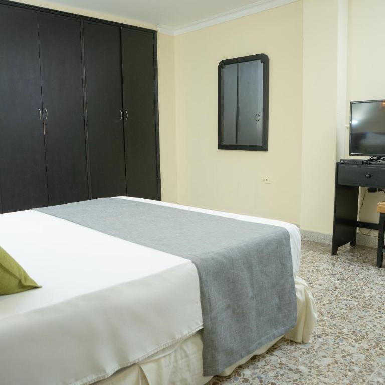 Ayenda 1313 Barahona 72 - Triple Room - 3