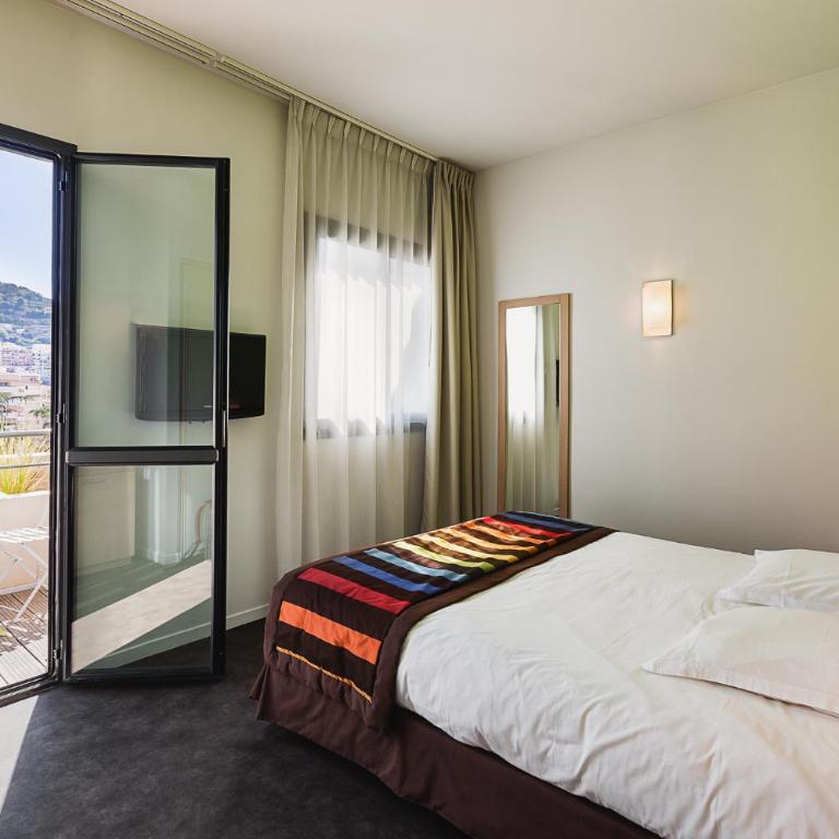 Esatitude Hotel - Chambre Double Confort - 1