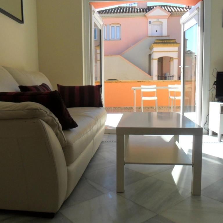 Apartamentos Aloha2 El Puerto de Santa Maria - Apartamento de 1 dormitorio con terraza - Boulevard del Cream - Casa 34 - 2 - 17