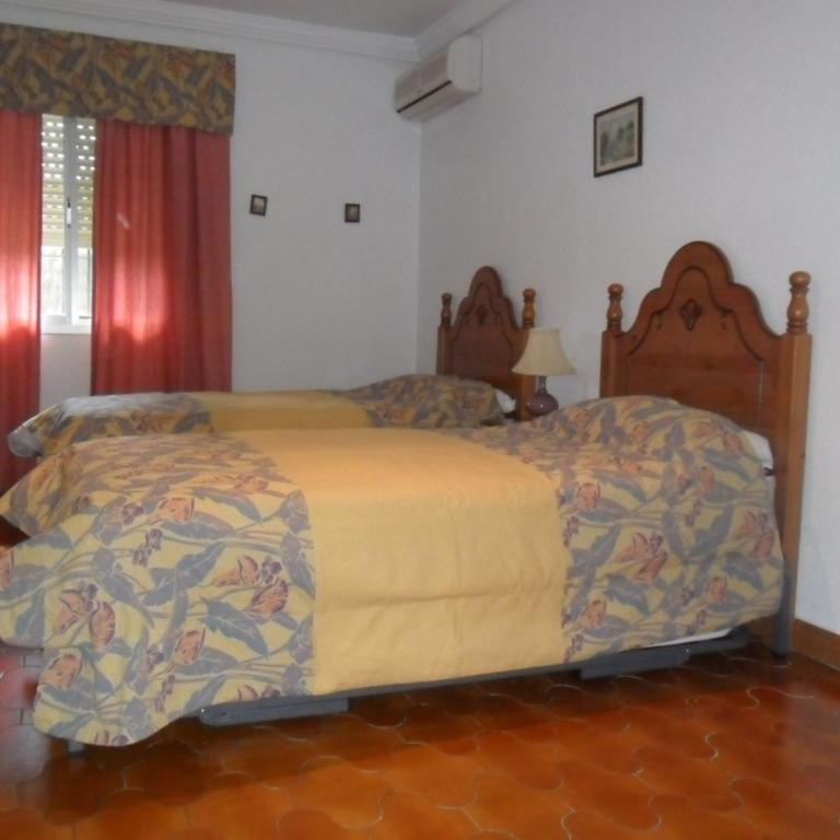 Villas Aloha Valdelagrana - Villa de 4 dormitorios - Cáceres - 5