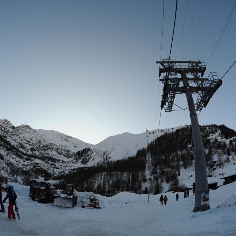 Emelie Zermatt 4**** - Apartment mit 1 Schlafzimmer - 49