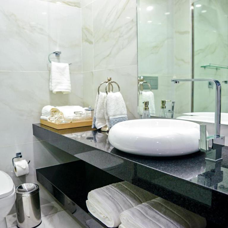 TRYP by Wyndham Santa Cruz - Estudio Superior con cama grande - No fumadores - 2