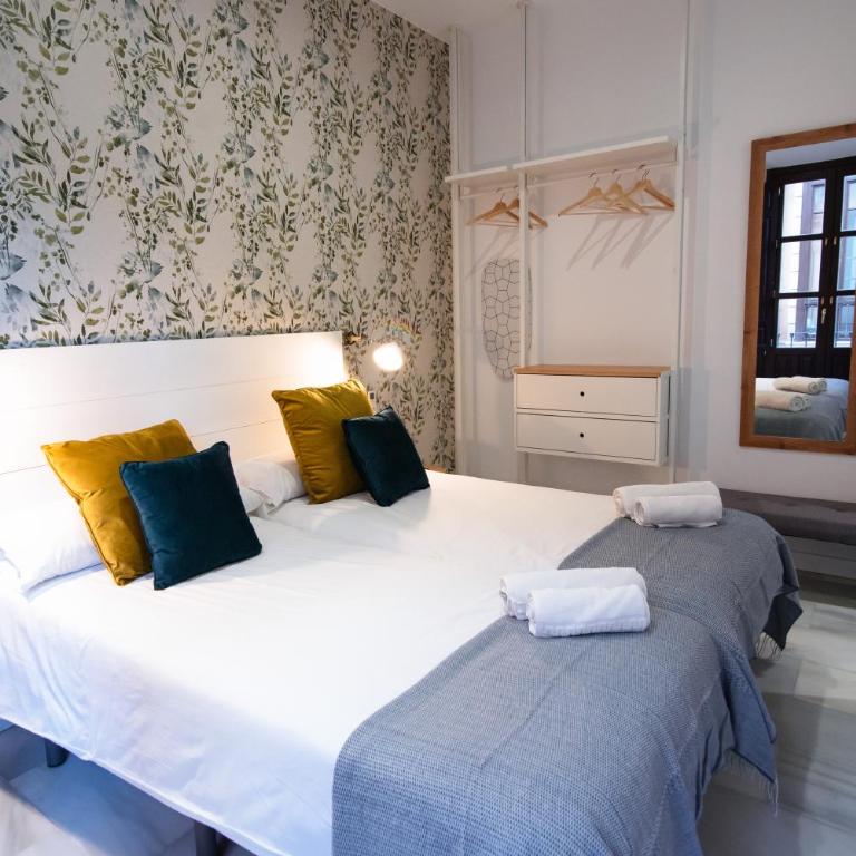 Granadi Apartamentos - Two-Bedroom Apartment - 10