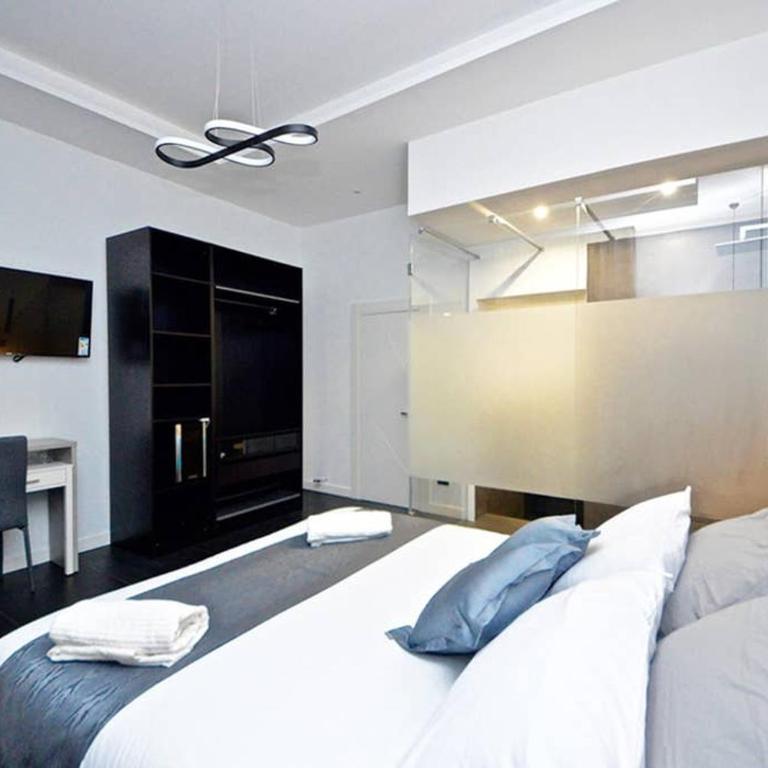 Suite Quarantotto - Appartamento con 3 Camere da Letto - 4