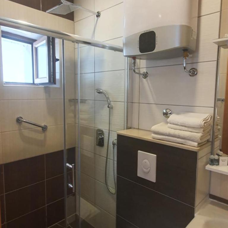 Villa Cardak - Superior Quadruple Room - 5