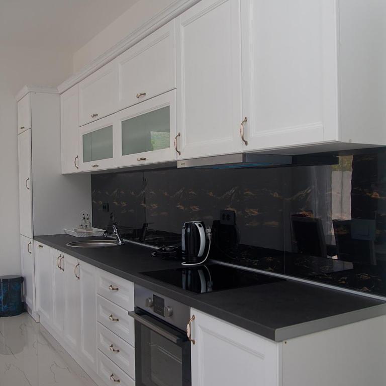 Vila Uma - Three-Bedroom Apartment - 30