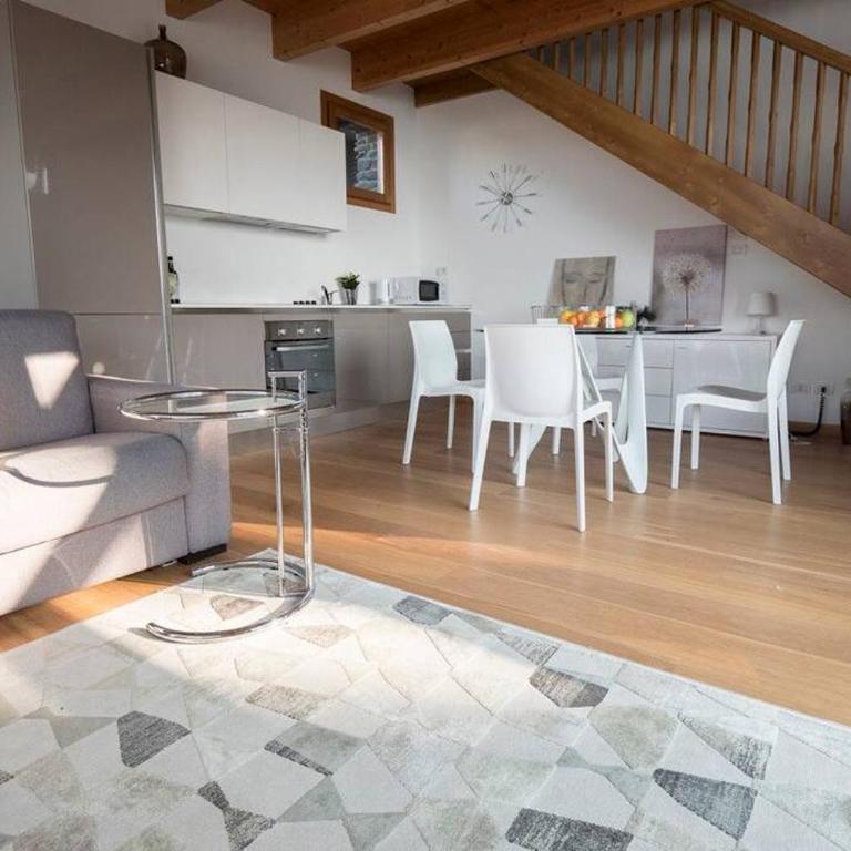 Magic lake view with beautiful pool area (camelia) - Casa con 1 Camera da Letto - 10