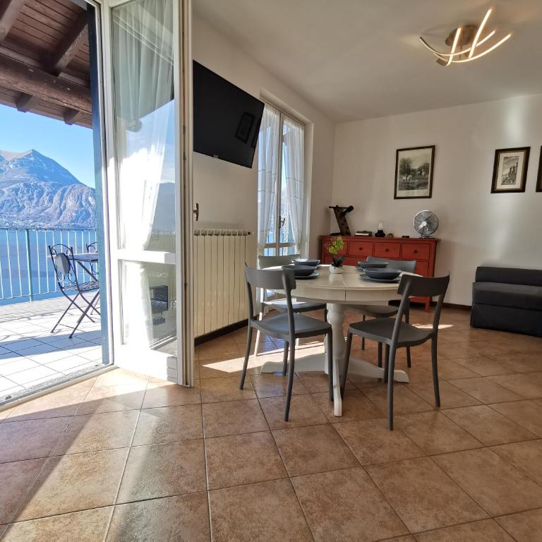 Near Villa Monastero and Castello di Vezio - Appartement - Vue sur Lac - 5