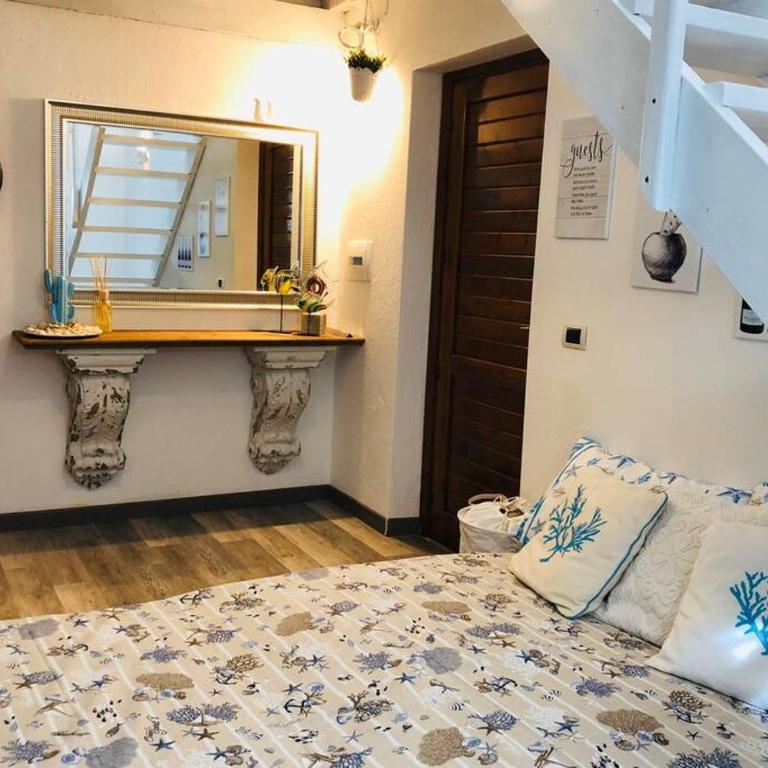 Loft UGB suite terrazzo nel cuore di Porto Rotondo - Appartamento con 1 Camera da Letto - 10