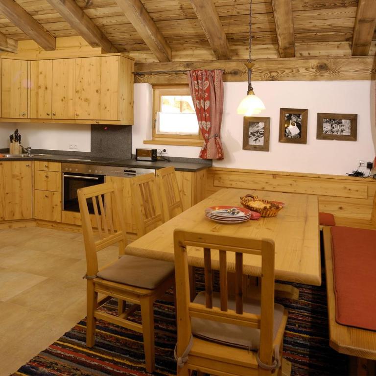 Skihütten LANG auf 1700 m in Hochkrimml, Zillertal Arena - Apartment mit 2 Schlafzimmern und Balkon - 11