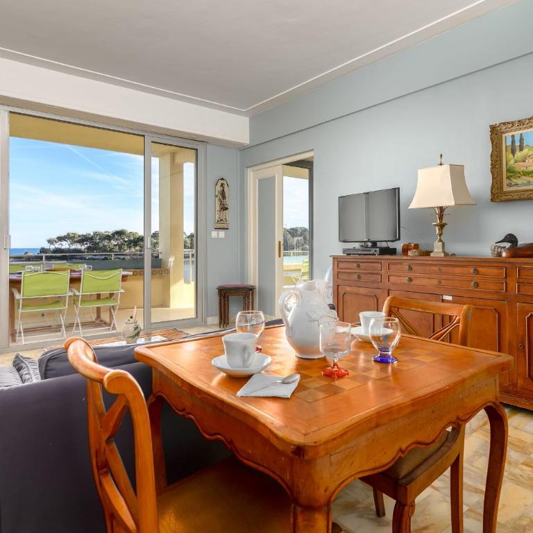 Appartement Bagatelle Exceptional location with stunning sea views - Apartment - 11