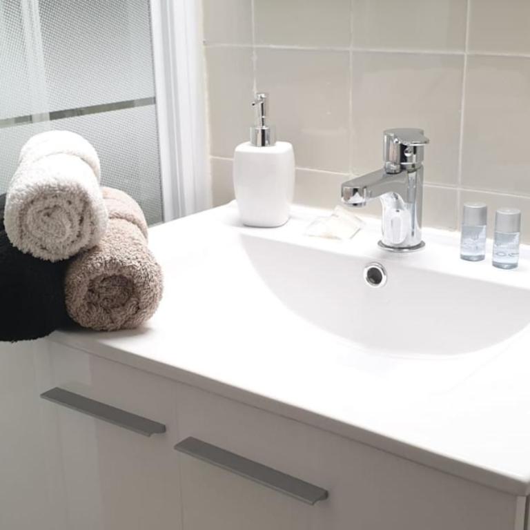 Fantástico apartamento al lado del Serrallo - Apartamento de 3 dormitorios - 9