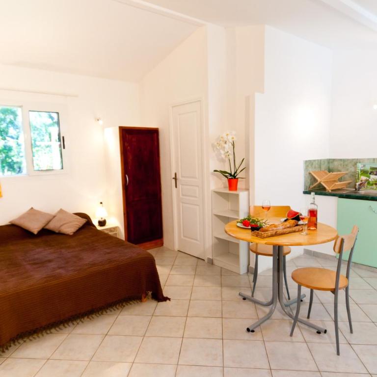 Résidence Les Lièges de Palombaggia - Studio avec Vue sur Jardin - 7