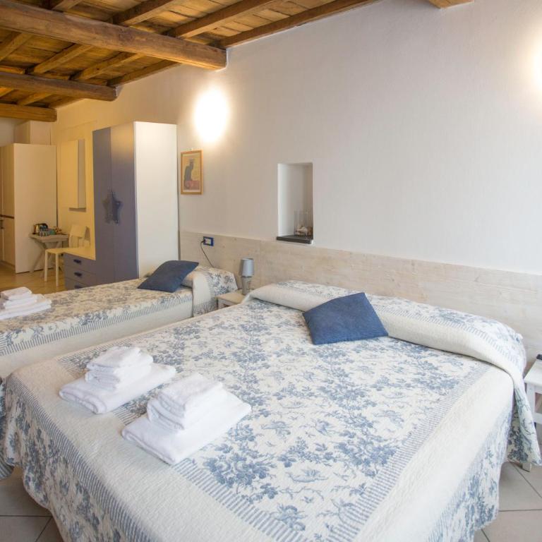 Scorci Di Mare - Camera Matrimoniale con Letto Supplementare e Vista Mare - 7
