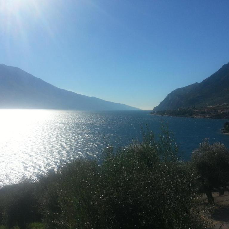 Hotel Locanda Ruscello Garnì - Camera Matrimoniale/Doppia con Letti Singoli con Vista Lago. - 13