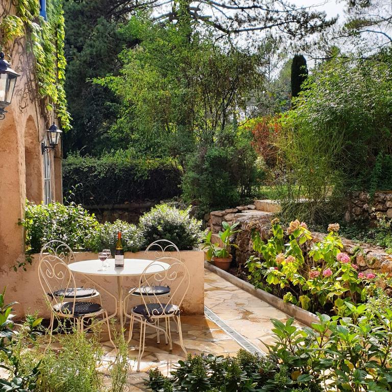 Domaine du Bois d'Amont - Appartement 1 Chambre Rez-de-Jardin avec Terrasse et Vue Panoramique - 12