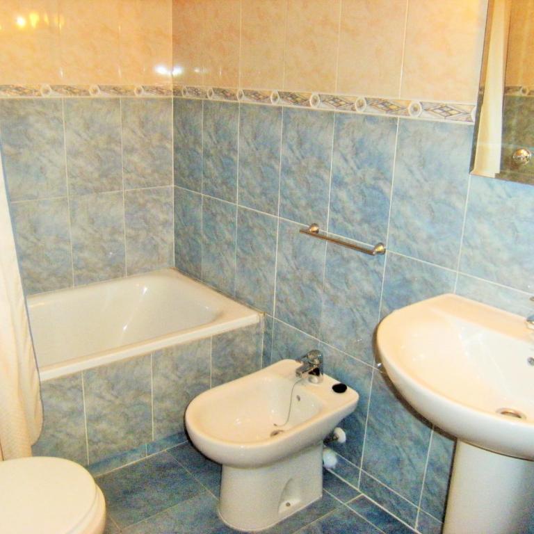 TARRACO 20 (BOLLERIA) - Three-Bedroom House - 11