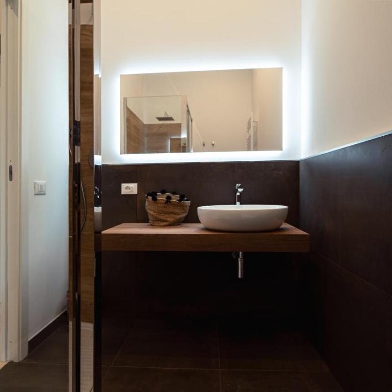 Zefiro Suites - Deluxe Double Room - 6