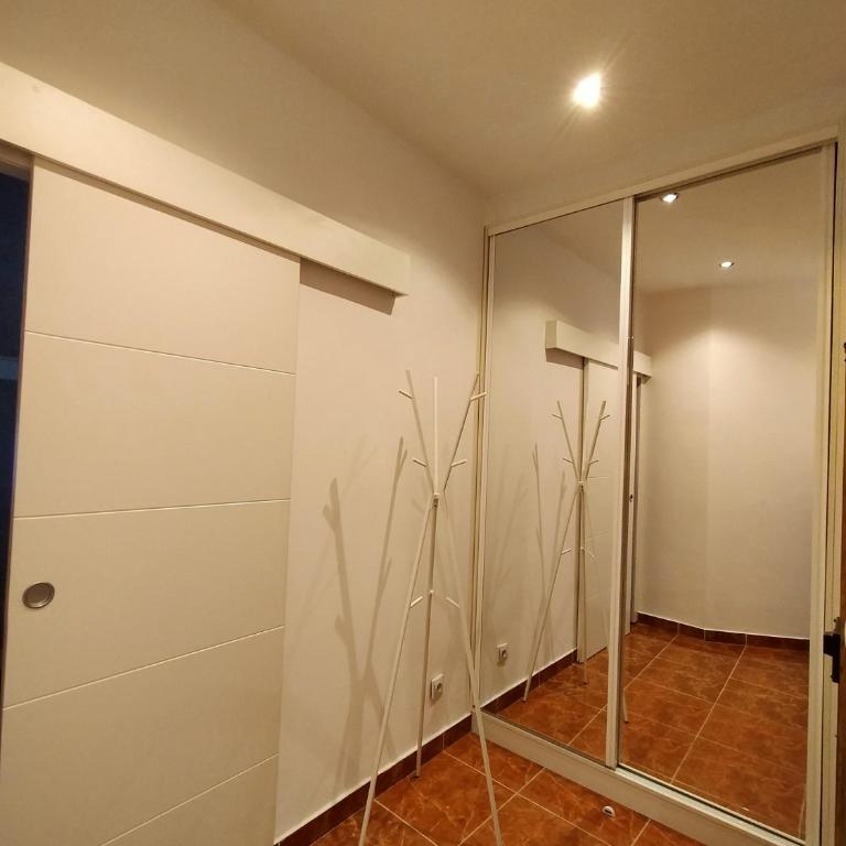 Cabañal Port Marina - Two-Bedroom Apartment - 2