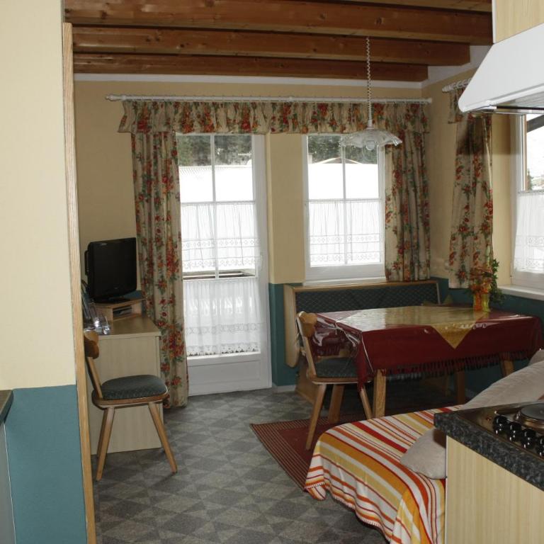 Apart Ebene - Apartment mit 2 Schlafzimmern und Balkon - 3
