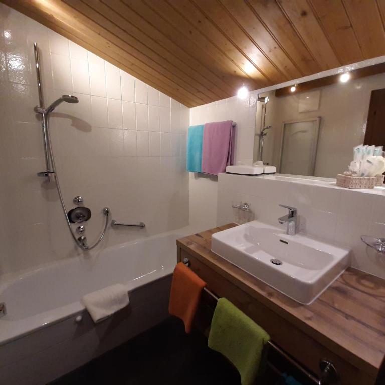 Forellenstube - Doppelzimmer - 8