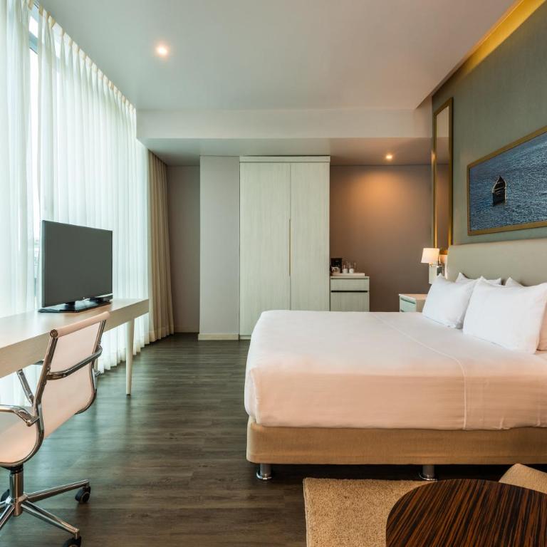 Crowne Plaza Barranquilla by IHG - Habitación Deluxe con cama extragrande - No fumadores - 6