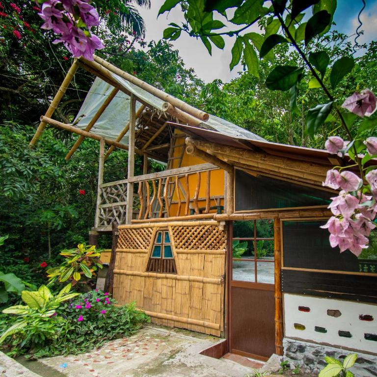 Río Muchacho Organic Farm - Triple Room with Private Bathroom - 1