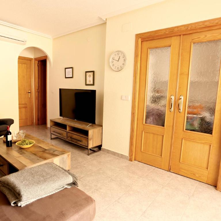 Appartement BlancoSol in La Mata - Two-Bedroom Apartment - 9