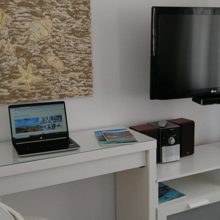 C´AN PICAFORT NEAR THE SEA - Two-Bedroom Apartment with Balcony - 10