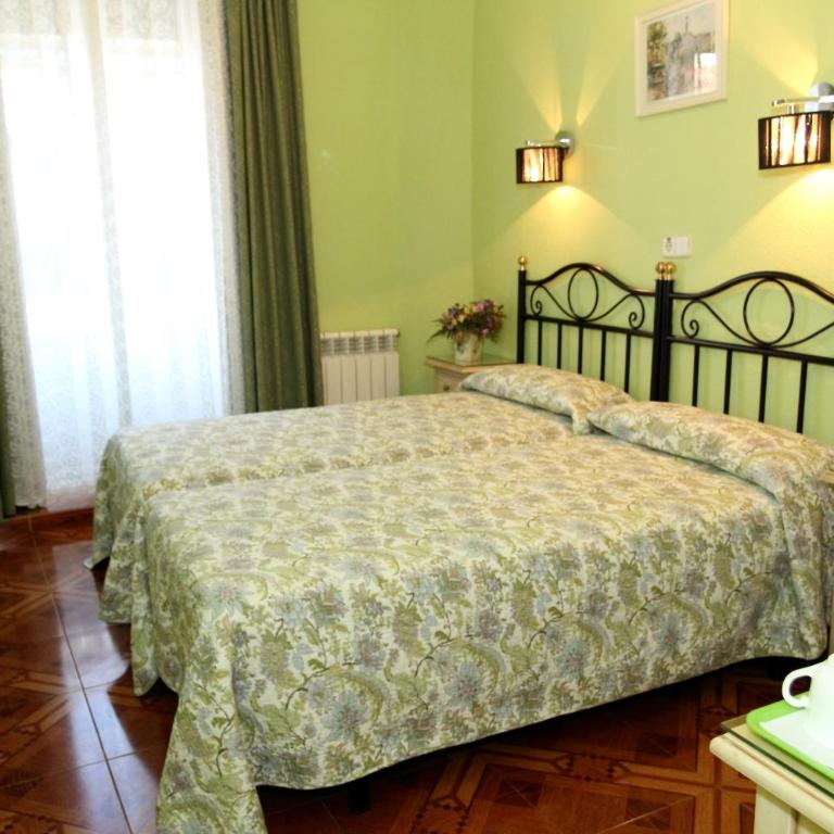 Hostal Los Alpes - Twin Room - 6