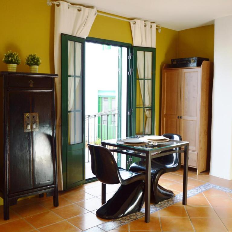 Competa Suites - Habitación Doble Deluxe con balcón - 1 o 2 camas - 11