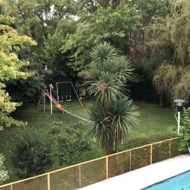 La Naturaleza de Parque Leloir en Familia - Casa con 1 dormitorio - 23