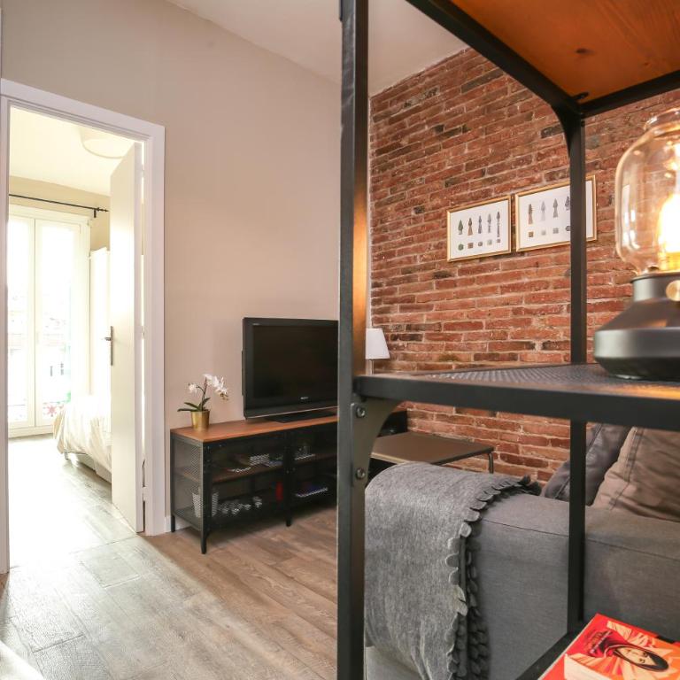 The Sants's balcony - Two-Bedroom Apartment - 2