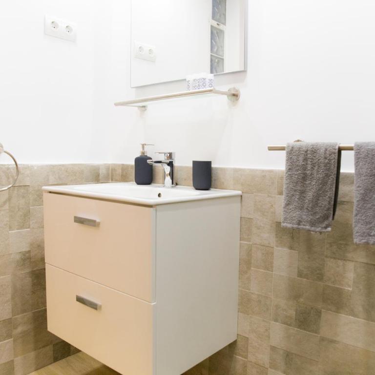 estupendo estudio - One-Bedroom Apartment - 21