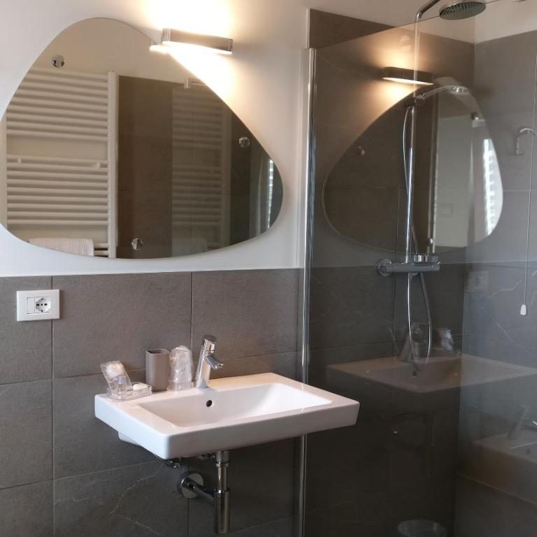 Nuova Opera Rooms & Apartments - Camera Matrimoniale Standard - 9