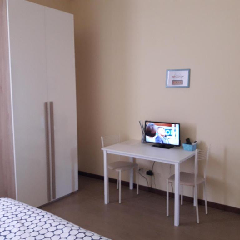 La Casa Nel Verde 2 - Camera Matrimoniale/Doppia con Letti Singoli con Bagno Privato Esterno - 5