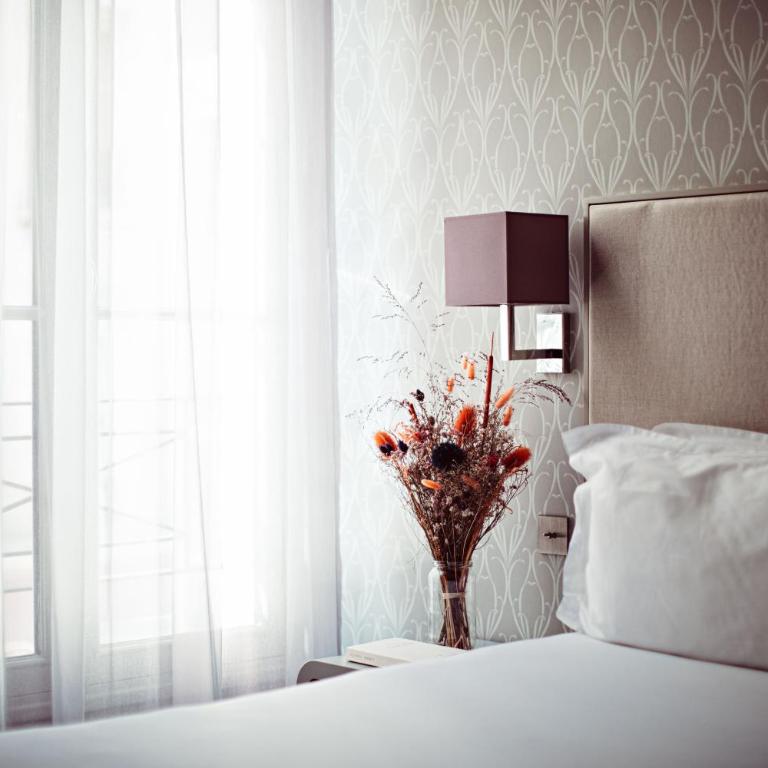 Monsieur Cadet Hotel & Spa - Chambre Double Supérieure avec Accès Gratuit au Hammam - 2